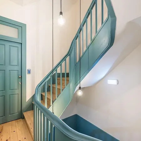 Casa Do Oficio - Caldeireiro * بورتو